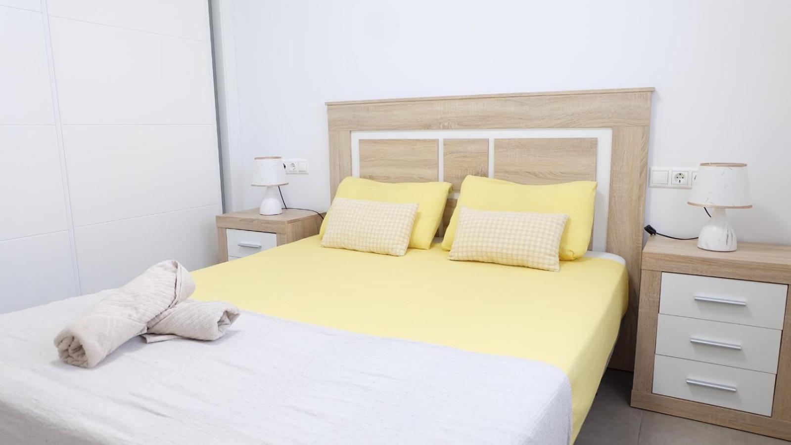 Oliver Atico Cano Apartment Фуeнхирола Екстериор снимка