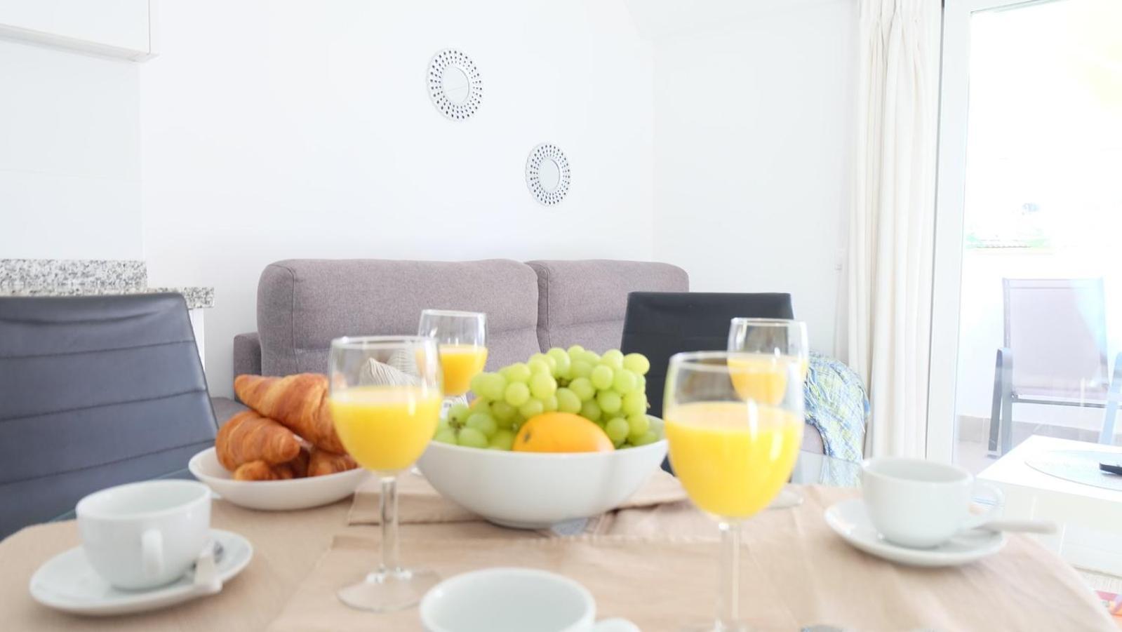 Oliver Atico Cano Apartment Фуeнхирола Екстериор снимка
