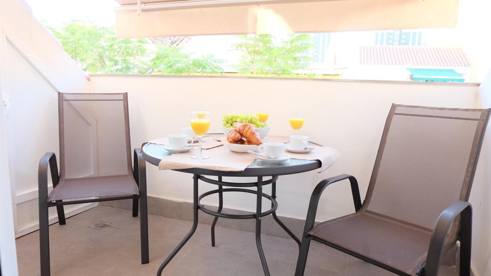 Oliver Atico Cano Apartment Фуeнхирола Екстериор снимка